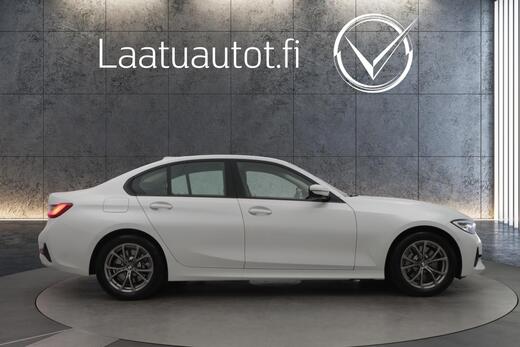 BMW 330 vaihtoauto