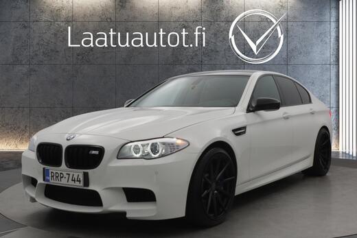 BMW M5 vaihtoauto