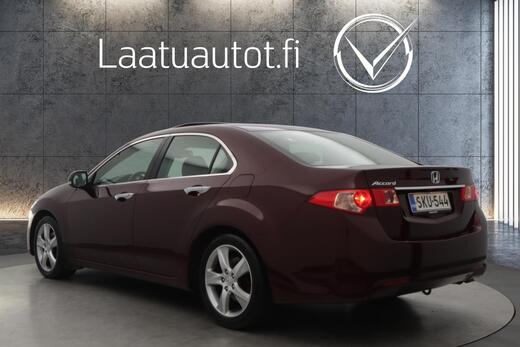 Honda Accord vaihtoauto