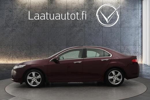 Honda Accord vaihtoauto
