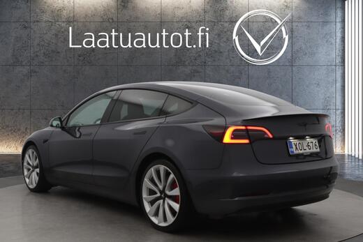 Tesla Model 3 vaihtoauto