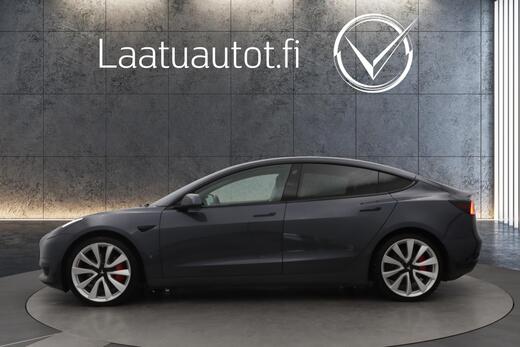 Tesla Model 3 vaihtoauto