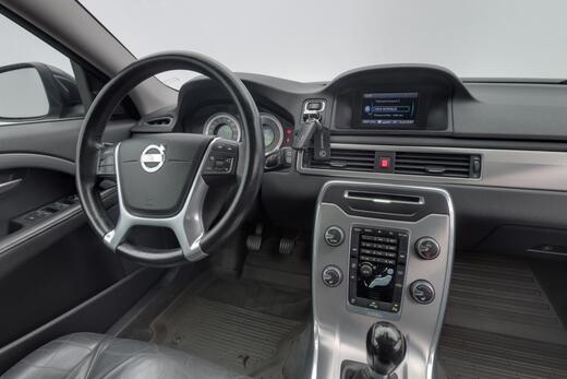 Volvo V70 vaihtoauto