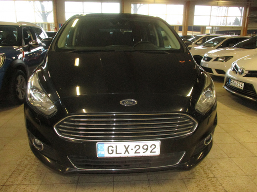 Ford S-MAX vaihtoauto