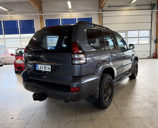 Toyota Land Cruiser vaihtoauto