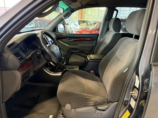 Toyota Land Cruiser vaihtoauto