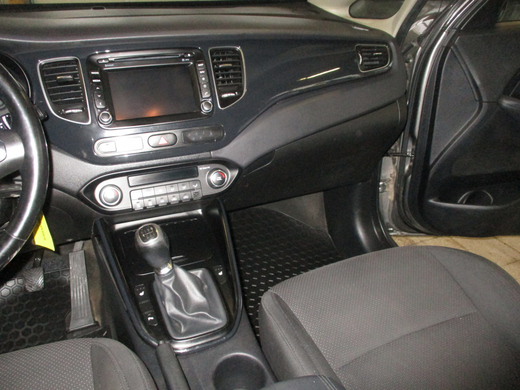 Kia Carens vaihtoauto