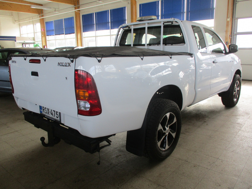 Toyota Hilux vaihtoauto