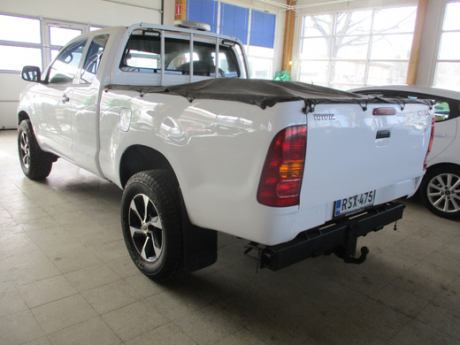 Toyota Hilux vaihtoauto