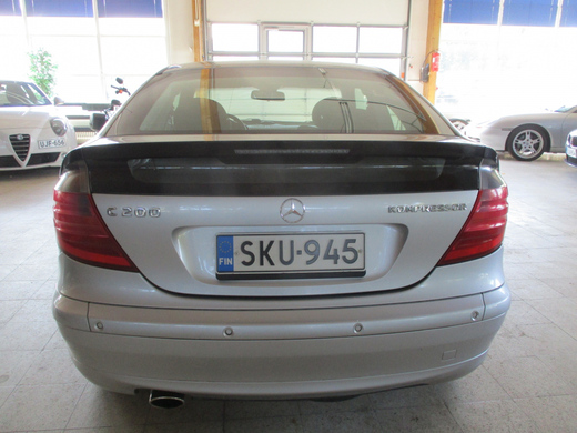 Mercedes-Benz C vaihtoauto
