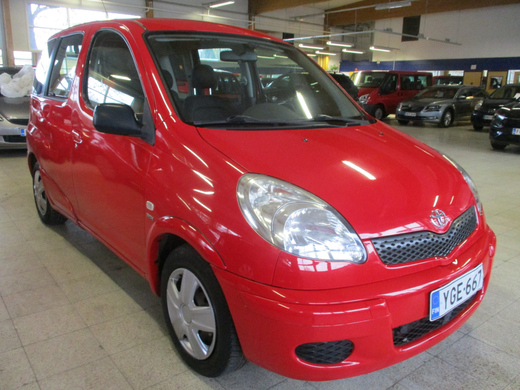 Toyota Yaris vaihtoauto