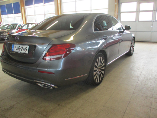 Mercedes-Benz E vaihtoauto