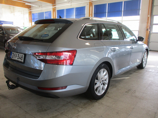 Skoda Superb vaihtoauto
