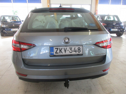 Skoda Superb vaihtoauto