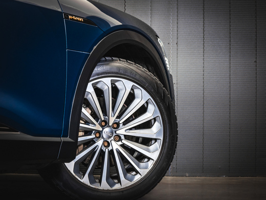 Audi e-tron vaihtoauto