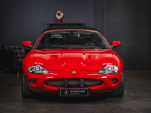 Jaguar XKR vaihtoauto