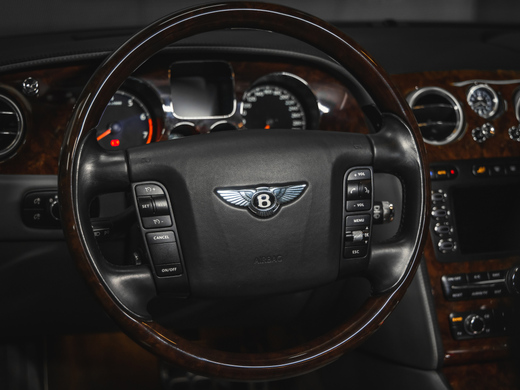 Bentley Flying Spur vaihtoauto