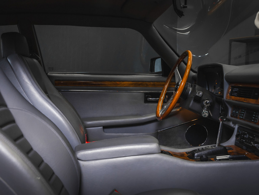 Jaguar XJS vaihtoauto