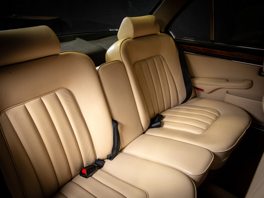 Daimler Double Six vaihtoauto