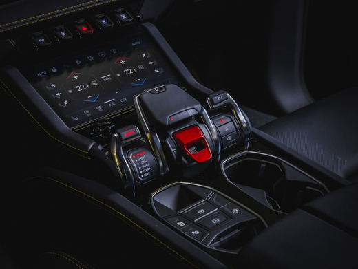 Lamborghini Urus vaihtoauto