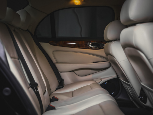 Jaguar XJR vaihtoauto