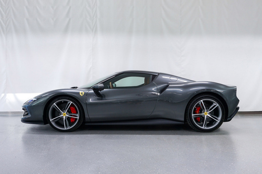 Ferrari 296 GTB vaihtoauto