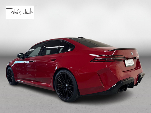 BMW M5 vaihtoauto