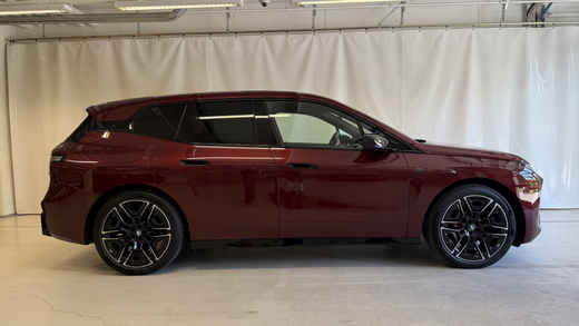 BMW iX vaihtoauto
