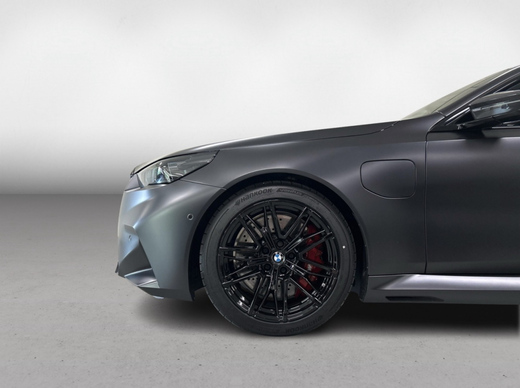 BMW M5 vaihtoauto