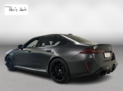 BMW M5 vaihtoauto