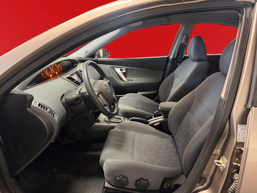Nissan Primera vaihtoauto