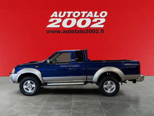 Nissan NP300 vaihtoauto