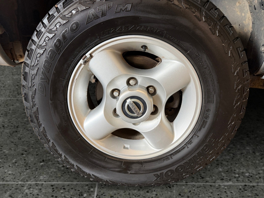 Nissan NP300 vaihtoauto