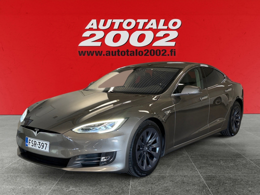 Tesla Model S vaihtoauto