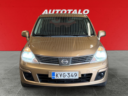 Nissan Tiida vaihtoauto