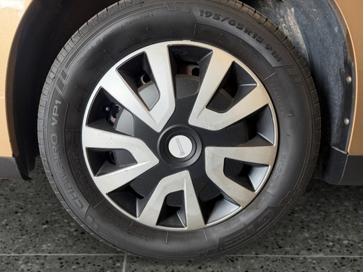 Nissan Tiida vaihtoauto