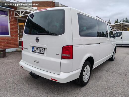 Volkswagen Caravelle vaihtoauto