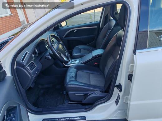 Volvo V70 vaihtoauto