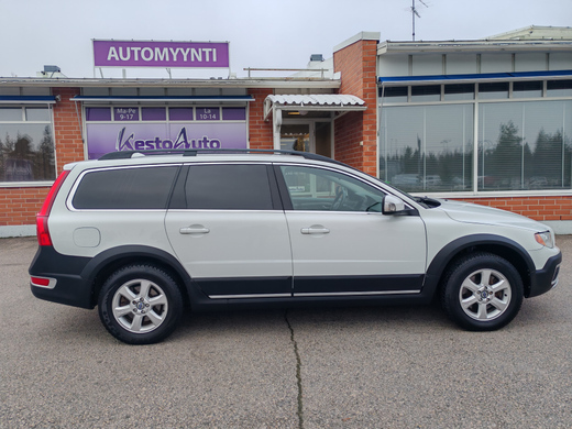 Volvo XC70 vaihtoauto