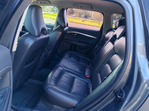 Volvo V70 vaihtoauto