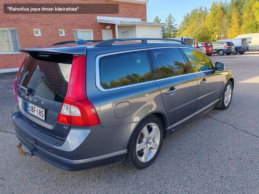 Volvo V70 vaihtoauto