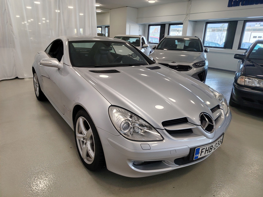 Mercedes-Benz SLK vaihtoauto