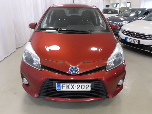 Toyota Yaris vaihtoauto