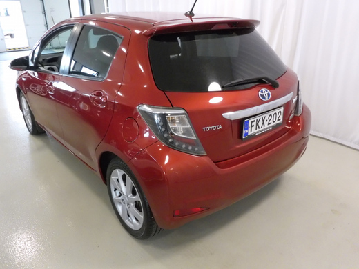 Toyota Yaris vaihtoauto