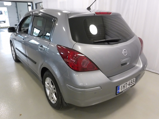 Nissan Tiida vaihtoauto