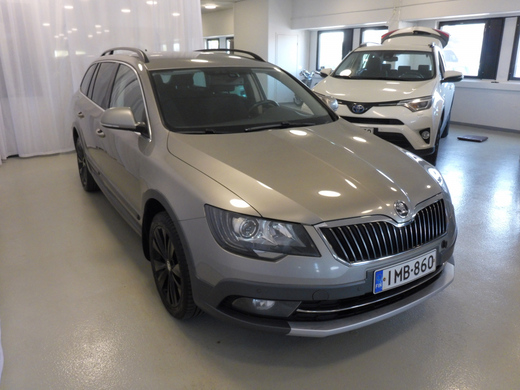 Skoda Superb vaihtoauto