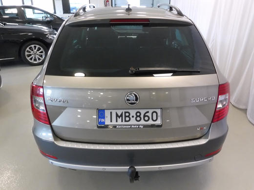Skoda Superb vaihtoauto