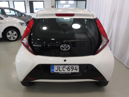 Toyota AYGO vaihtoauto