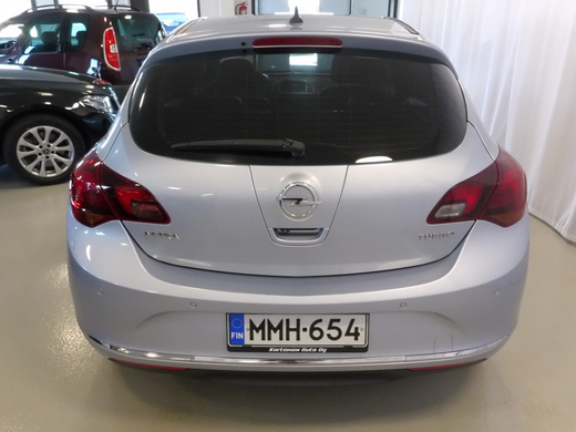 Opel Astra vaihtoauto