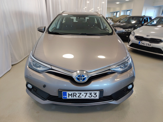 Toyota Auris vaihtoauto